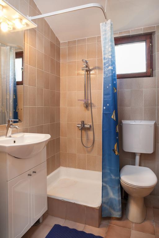 Kornelija 2 Apartman Podgora Szoba fotó