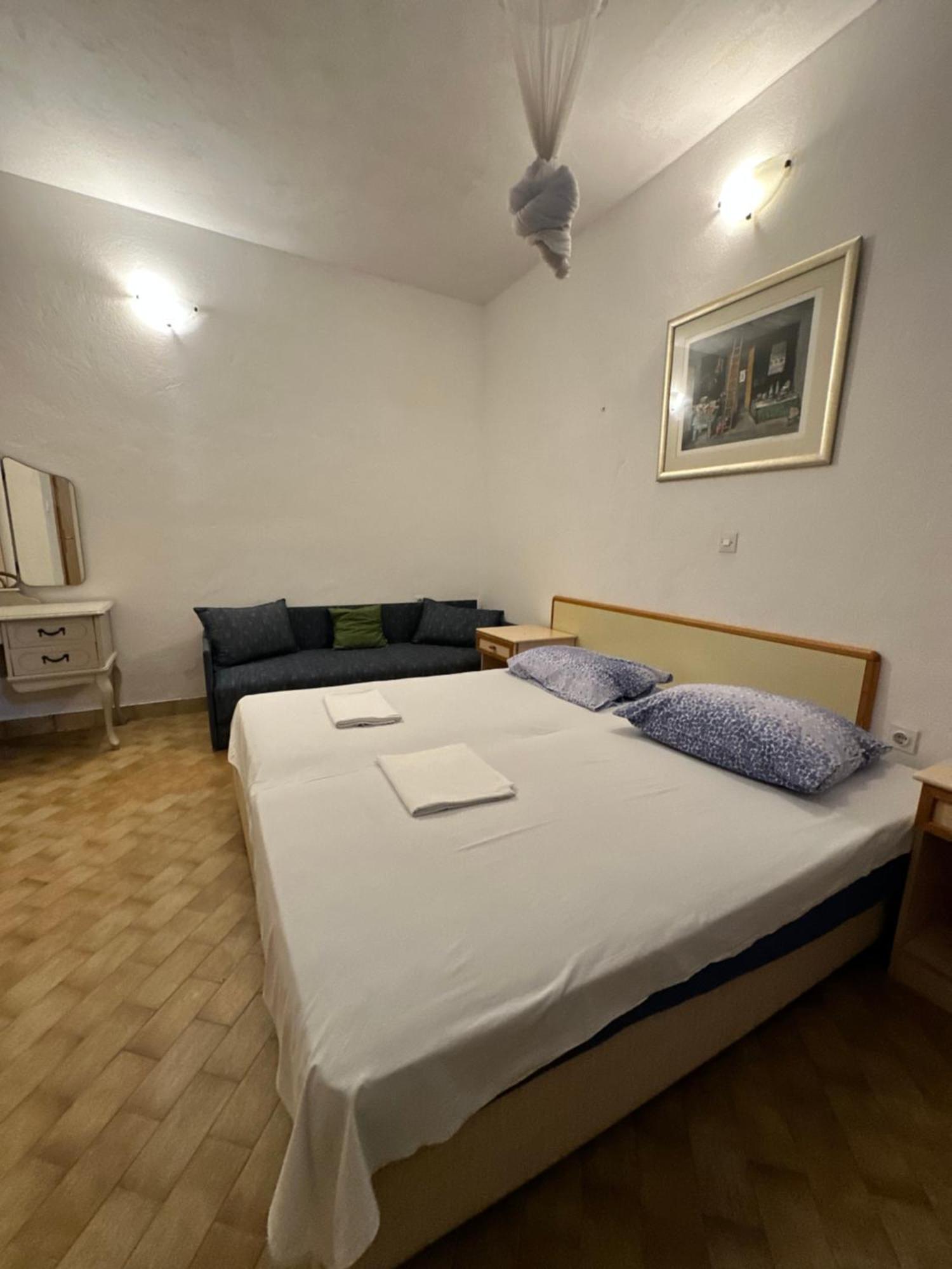 Kornelija 2 Apartman Podgora Kültér fotó