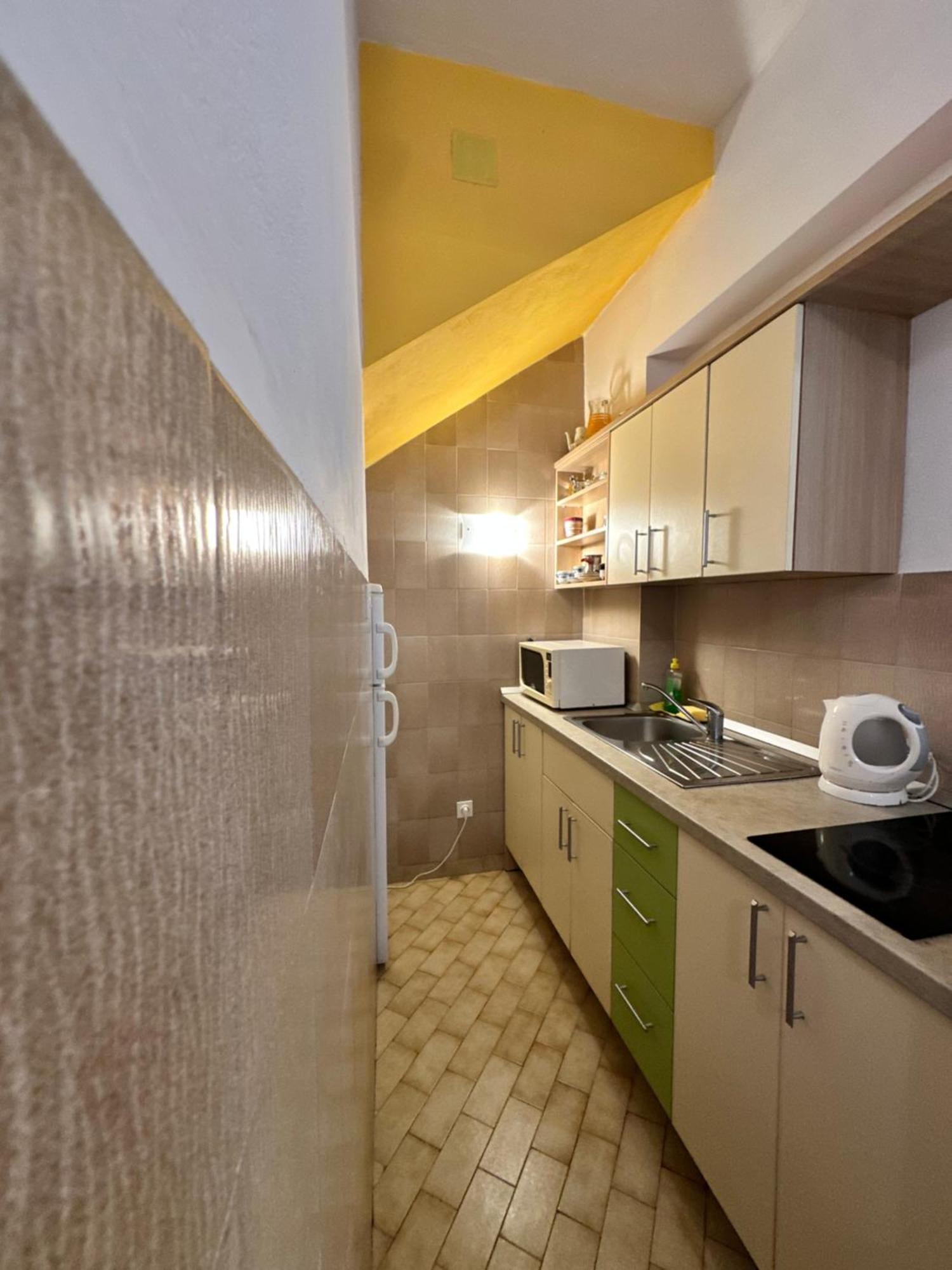 Kornelija 2 Apartman Podgora Kültér fotó