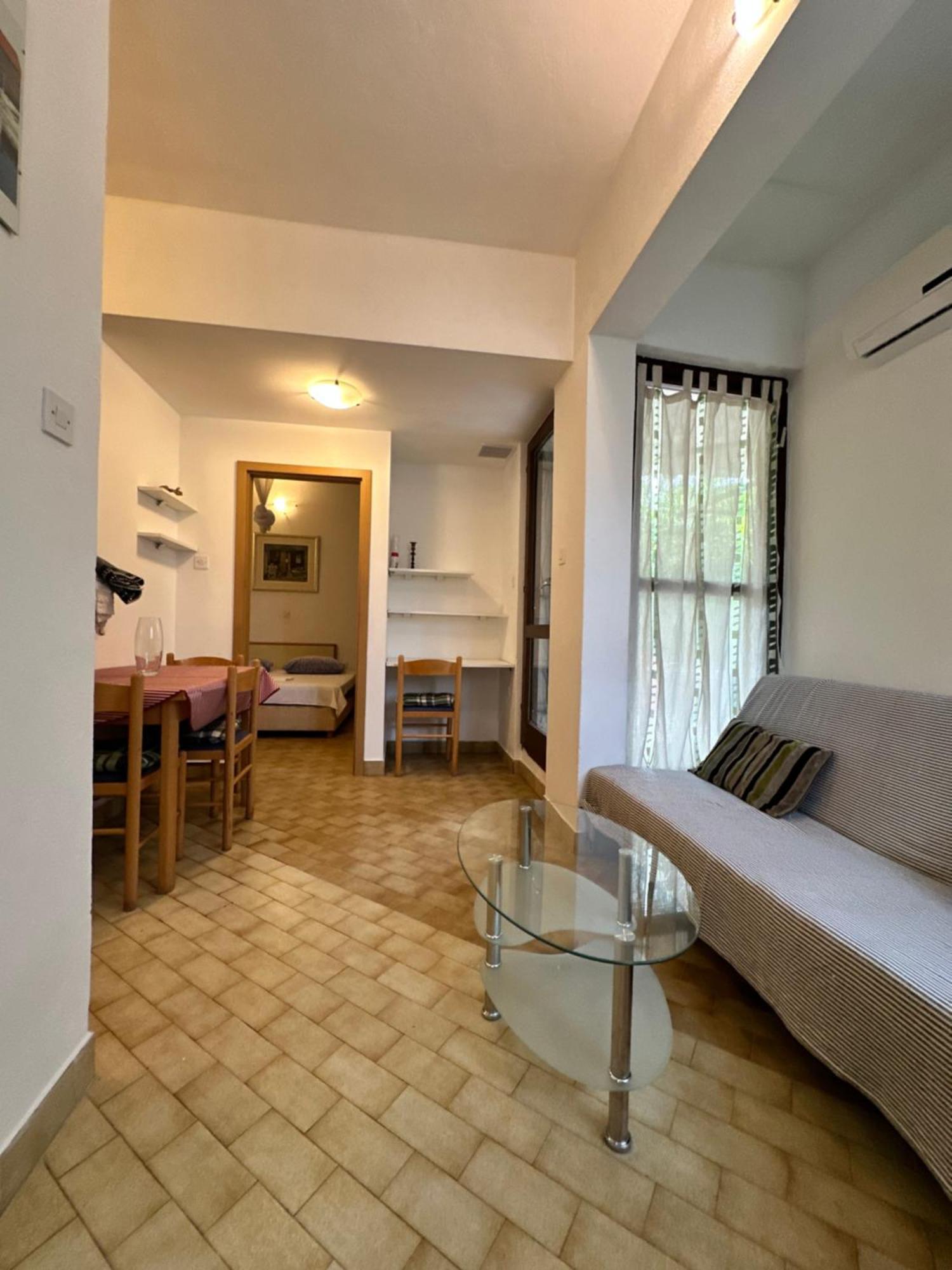 Kornelija 2 Apartman Podgora Kültér fotó
