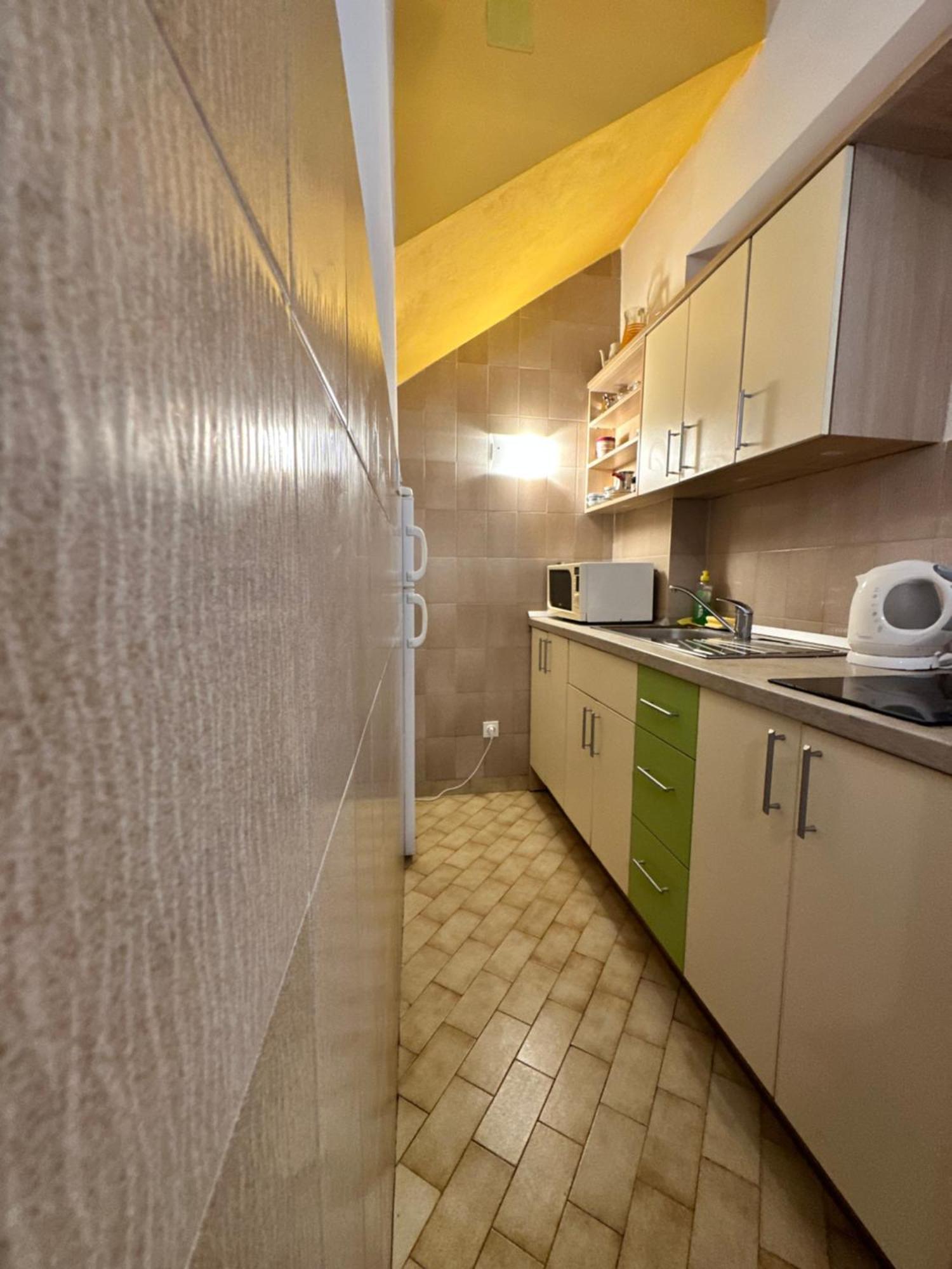 Kornelija 2 Apartman Podgora Kültér fotó
